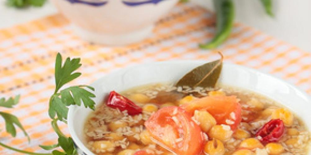 Рецепт суп из нута, кокоса и томатов