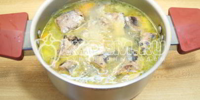 суп из рыбных консервов