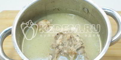 суп куриный с лапшой