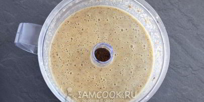 чешский чесночный суп-пюре в хлебе