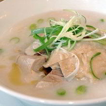 Рецепт Куриный суп-пюре с горохом и чесноком