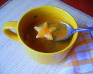 Летний овощной суп-пюре с чесночно-сырными клецками