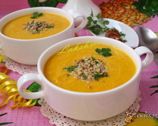 Морковно-ананасовый суп-пюре с карри