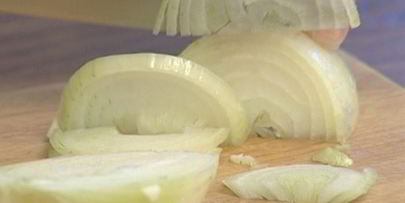 семга с супом-пюре из зеленого горошка