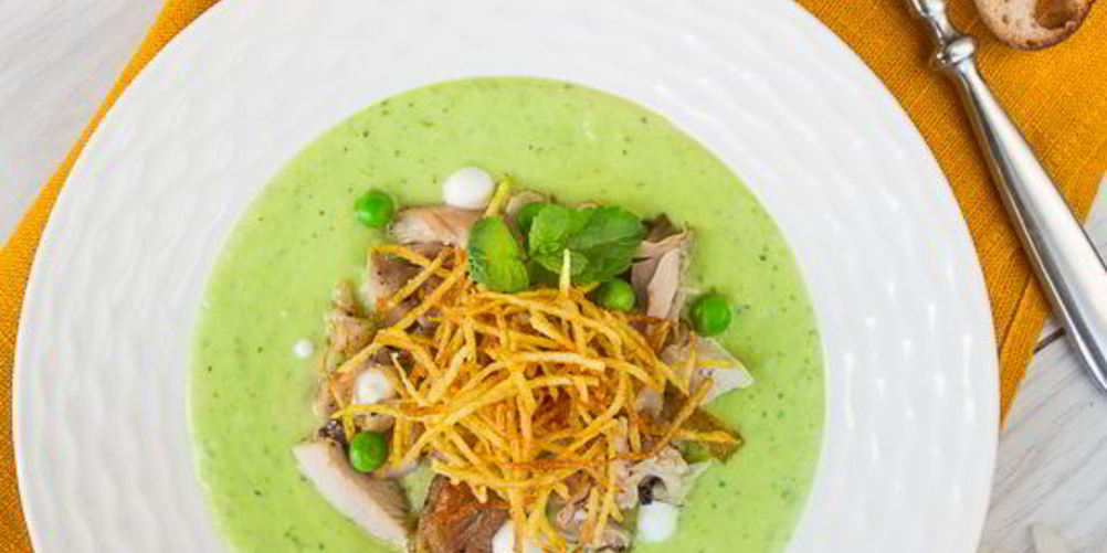 Рецепт суп-пюре из горошка с запеченной курицей