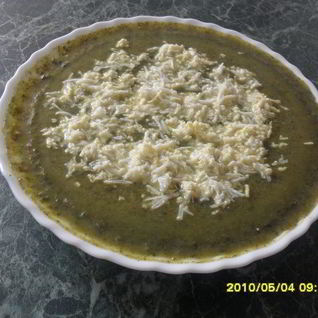 Суп-пюре из крапивы и сельдерея