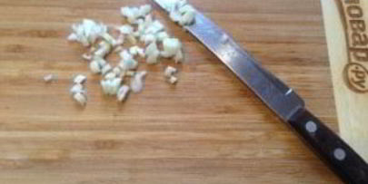 суп-пюре из цукини с тыквенными семечками