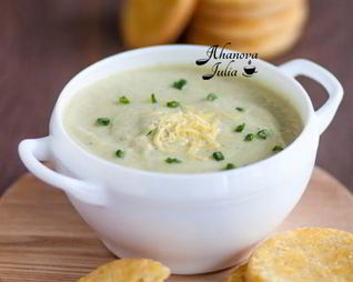 Суп-пюре из цветной капусты и цуккини