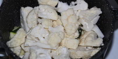 суп-пюре из цветной капусты и цуккини