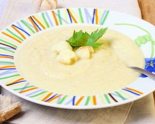 Суп-пюре из цветной капусты со сметаной