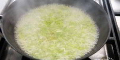 суп-пюре с сельдереем