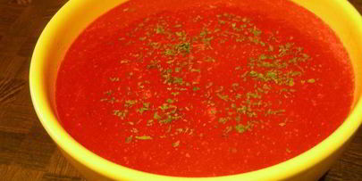 свекольный суп-пюре с яблоком и тимьяном