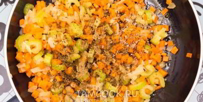 суп с брюссельской капустой и фрикадельками