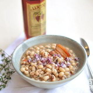 Суп с фасолью и свининой