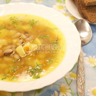 Суп с фасолью