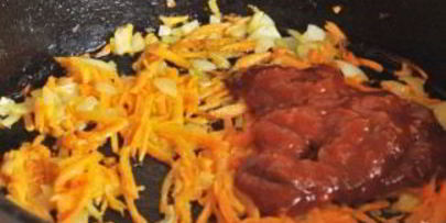 суп с колбасками