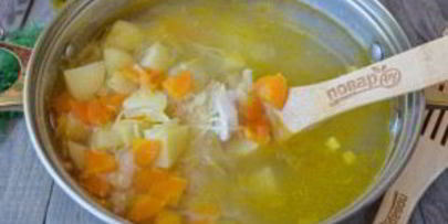 суп с квашеной капустой и курицей