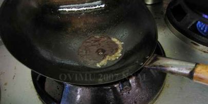 суп с лапшой, овощами и говядиной