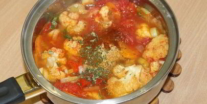 томатный суп с чесночными гренками