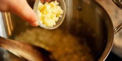 томатный суп в хлебе