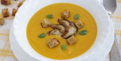 тыквенный крем-суп с белыми грибами