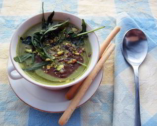 Зеленый крем-суп с фасолью