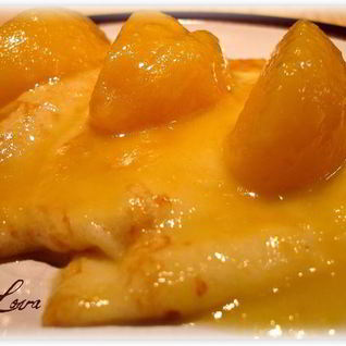 Блинчики Островные с персиками и коньяком