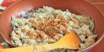 блинчики с куриным фаршем и капустой