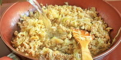 блинчики с куриным фаршем и капустой