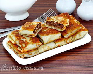 Блинчики с куриными желудками и рисом