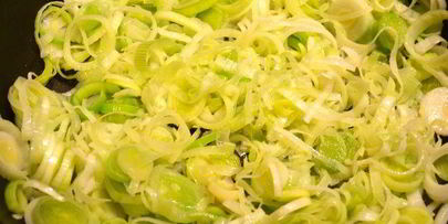 блинчики с начинкой из семги и лука порея