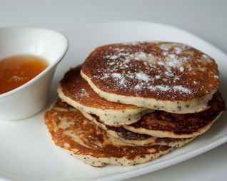 Блинчики с рикоттой и маком