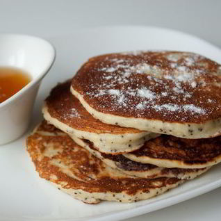 Блинчики с рикоттой и маком