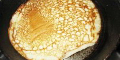 блины на кефире с кипятком