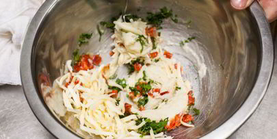 блины с картофелем и чоризо