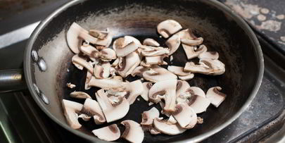 блины с картофелем и чоризо