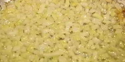 блины с луком и сыром