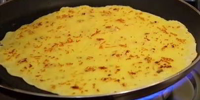 блины с луком и сыром