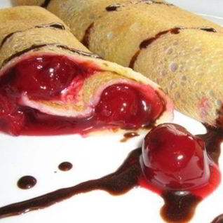 Блины с вишней