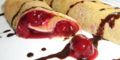 блины с вишней