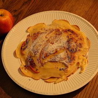 Блины с яблоками