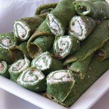 Рецепт Блины со шпинатом с начинкой из сыра, чеснока и орехов