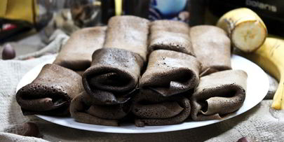 шоколадные блины с бананом