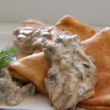 Рецепт Сливочно-грибные блинчики под сливочно-грибным соусом