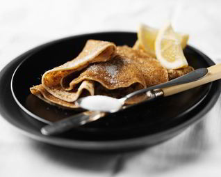 Тонкие блины на сыворотке с дырочками