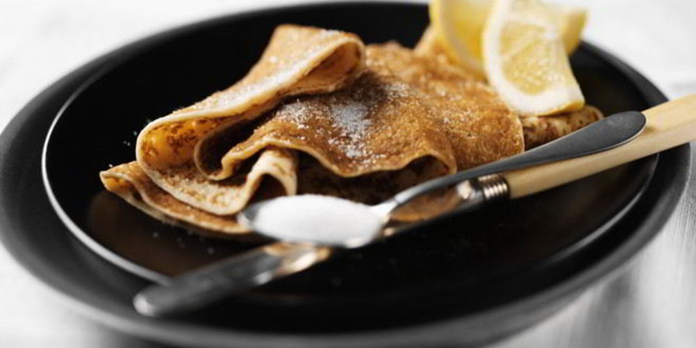 Рецепт тонкие блины на сыворотке с дырочками