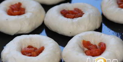 ароматные булочки с курагой и кардамоном