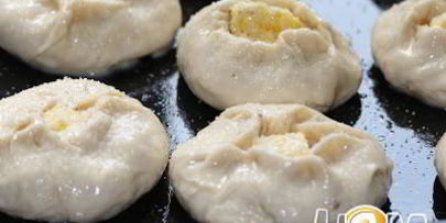 ароматные булочки с курагой и кардамоном