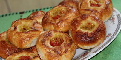 ароматные булочки с курагой и кардамоном