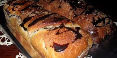 булочки brioche filled with chocolate ganache
